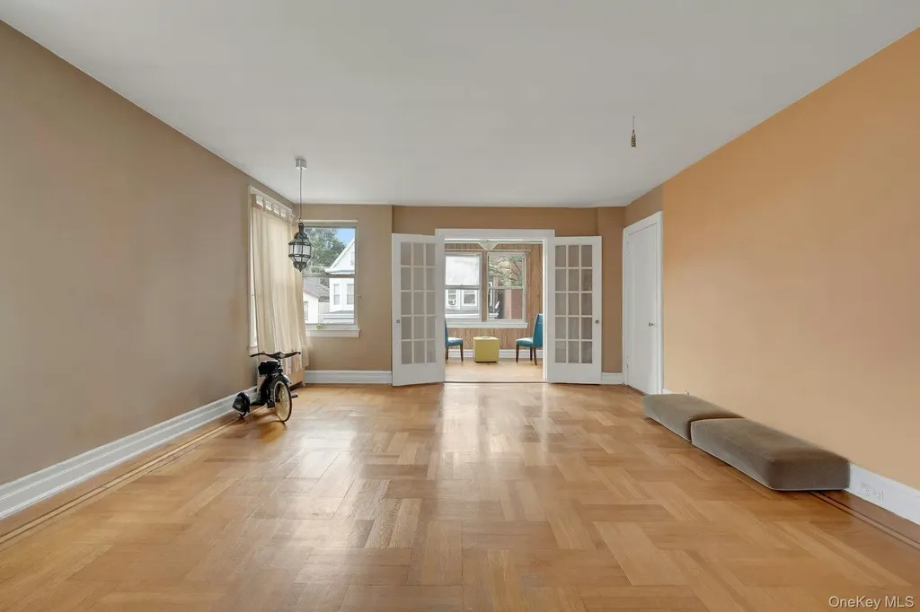 2798 Pond Place Bronx NY 10458