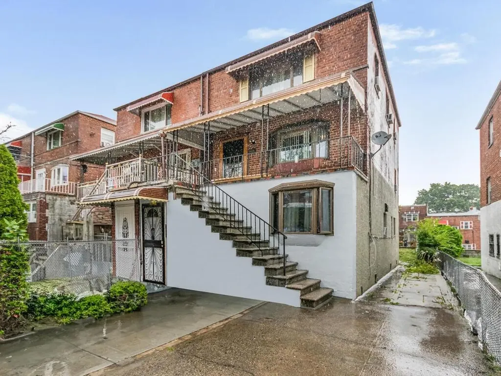 3416 Tiemann Avenue Bronx NY 10469