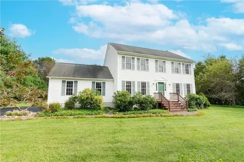 88 Wennington Drive Poughkeepsie NY 12603