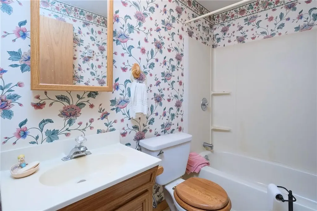 168 Lake Drive Mahopac NY 10541