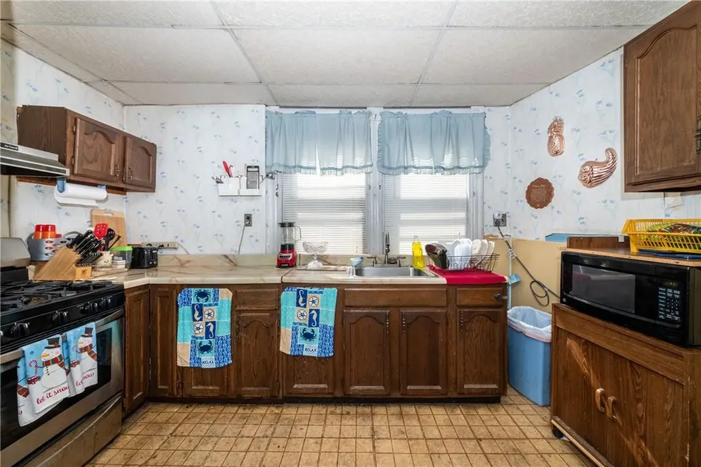 230 E Lincoln Avenue Mount Vernon NY 10552