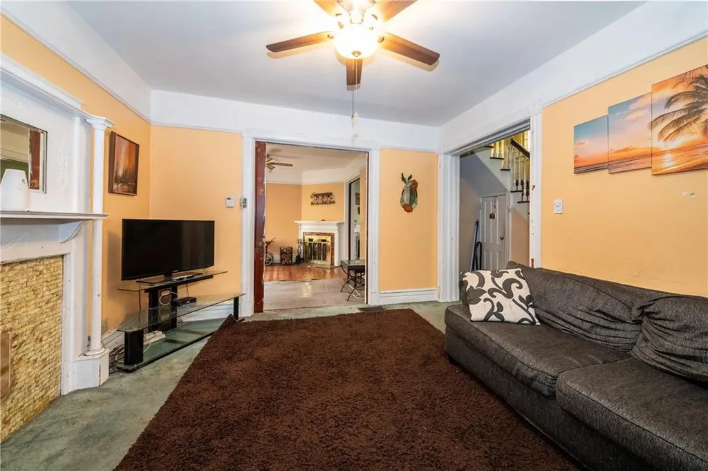 230 E Lincoln Avenue Mount Vernon NY 10552