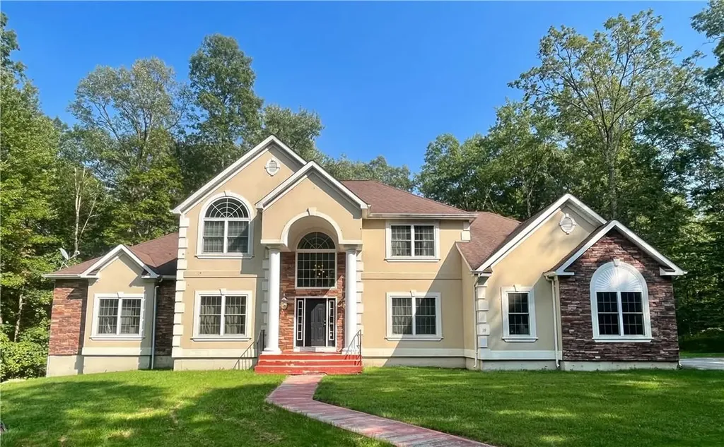 39 Jacob Rumph Court Montgomery NY 12549