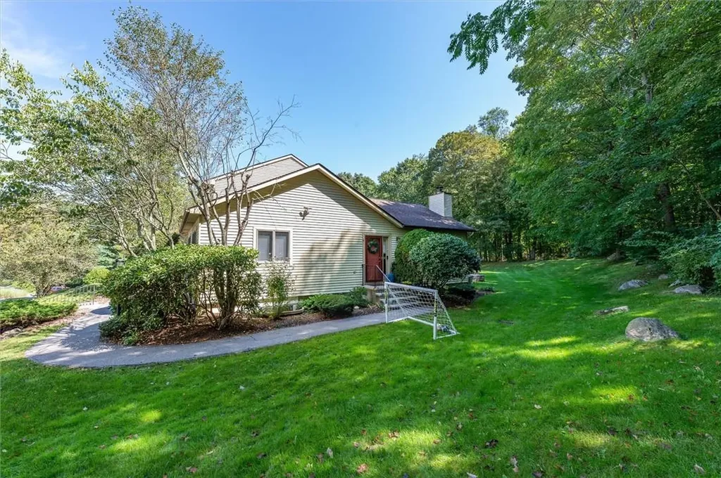 6 Krystal Drive Somers NY 10589