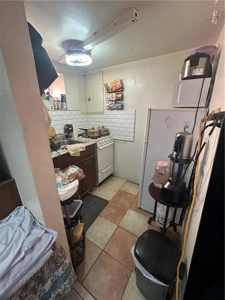 4158 Edson Avenue Bronx NY 10466
