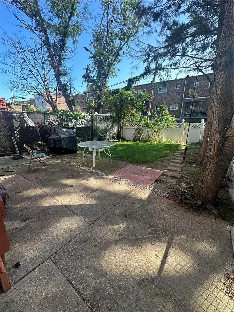 4158 Edson Avenue Bronx NY 10466