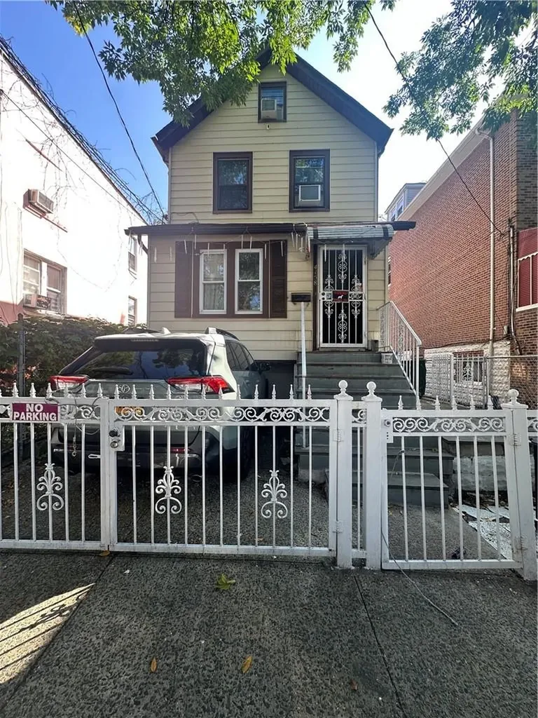 4158 Edson Avenue Bronx NY 10466