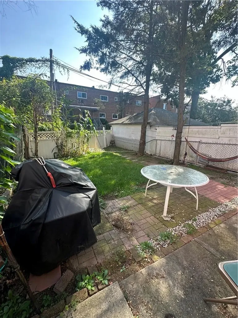 4158 Edson Avenue Bronx NY 10466