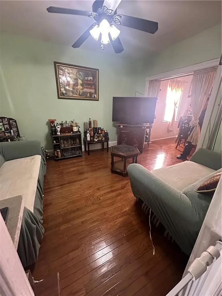 4158 Edson Avenue Bronx NY 10466