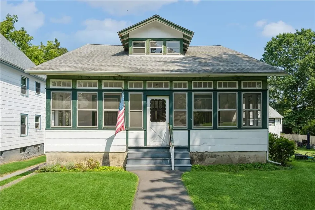 5 Elm Street Chester NY 10918