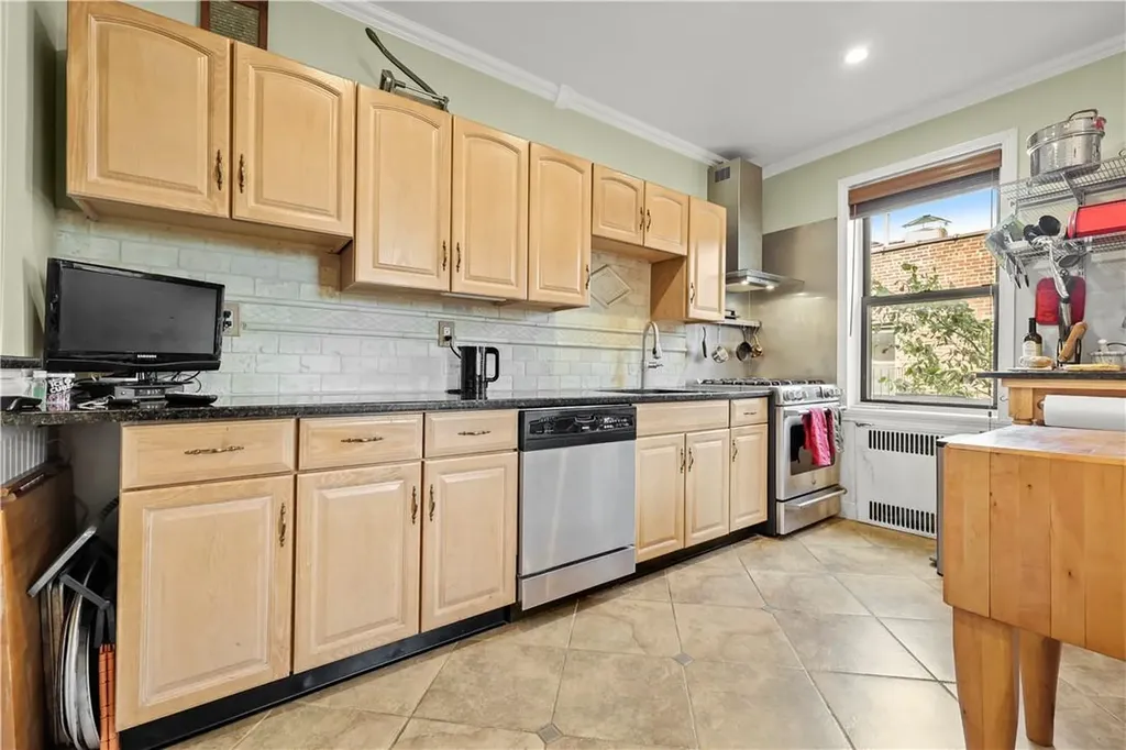 300 Main Street White Plains NY 10601
