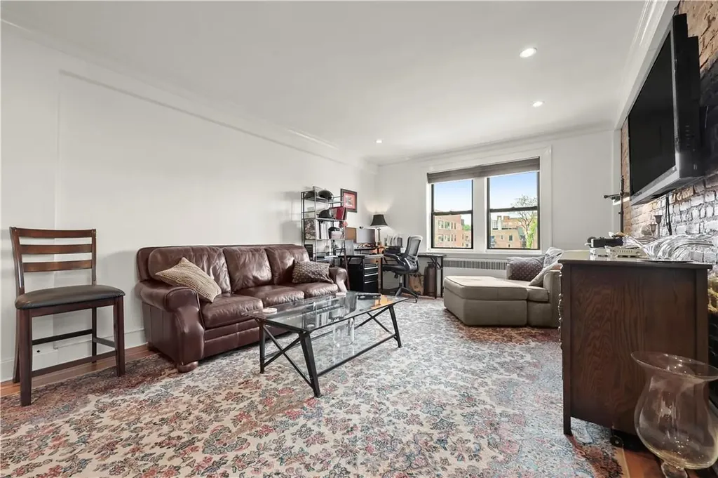 300 Main Street White Plains NY 10601