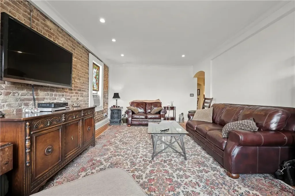 300 Main Street White Plains NY 10601