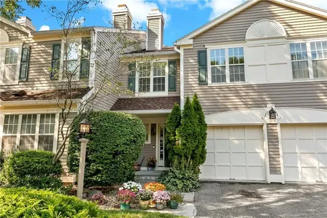 1106 Pondside Drive White Plains NY 10607