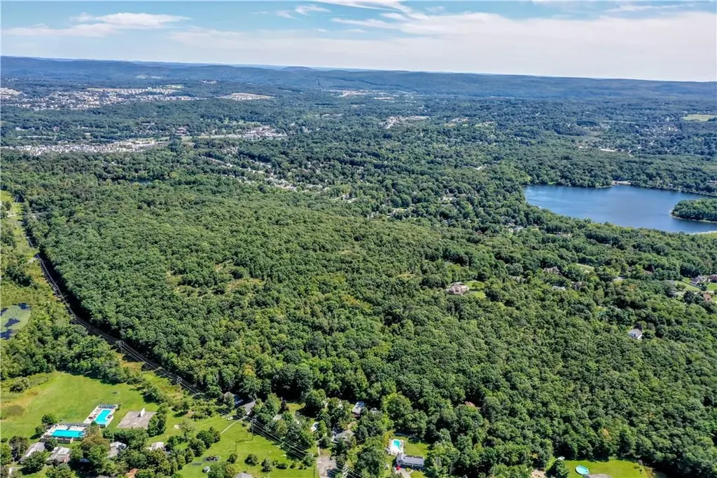 34 Cromwell Road Monroe NY 10950