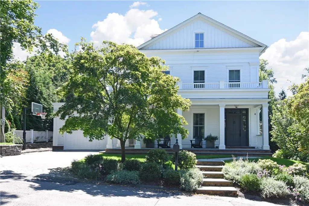 18 Hillside Road Rye NY 10580