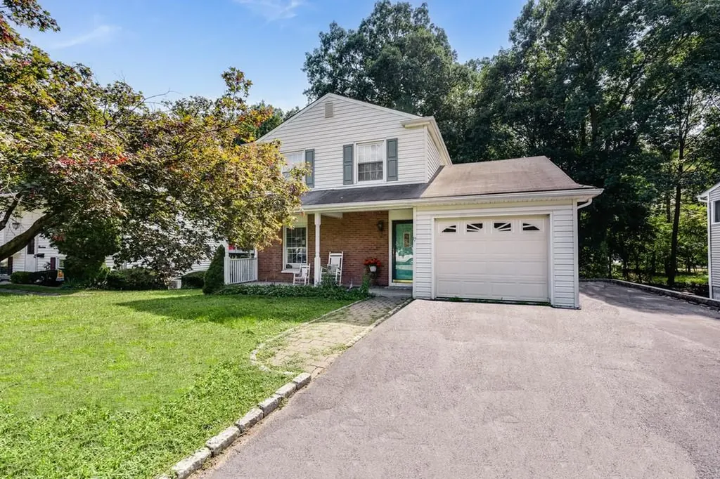 17 Constitution Drive Cold Spring NY 10516