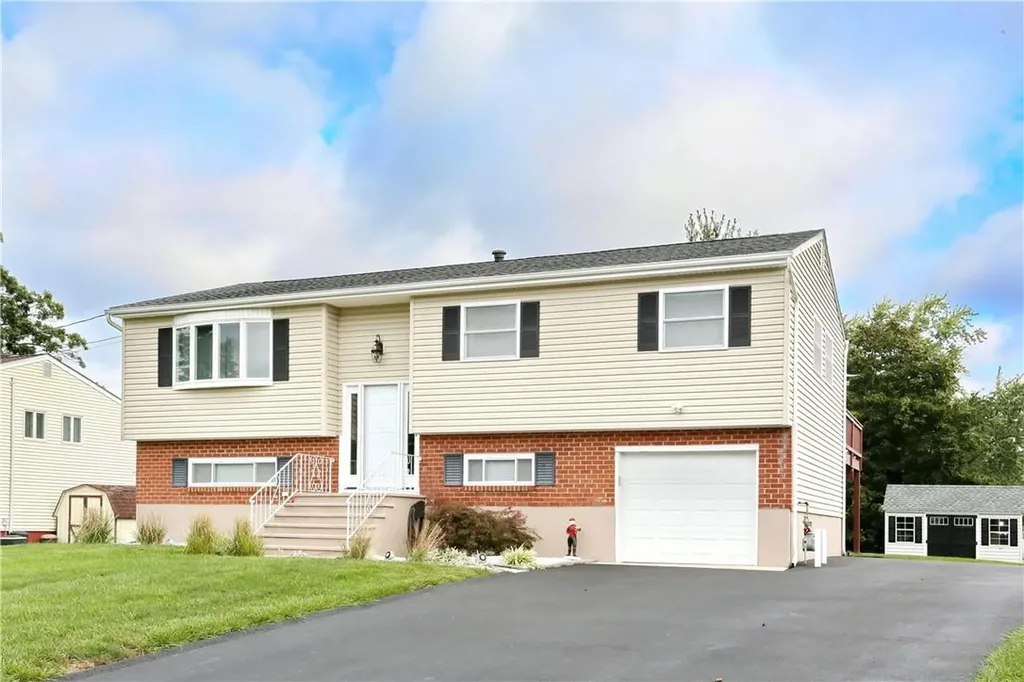 4 Gurnee Drive Stony Point NY 10980