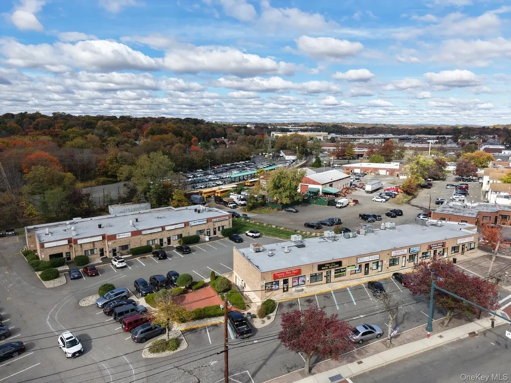 231 S Middletown Road Nanuet NY 10954