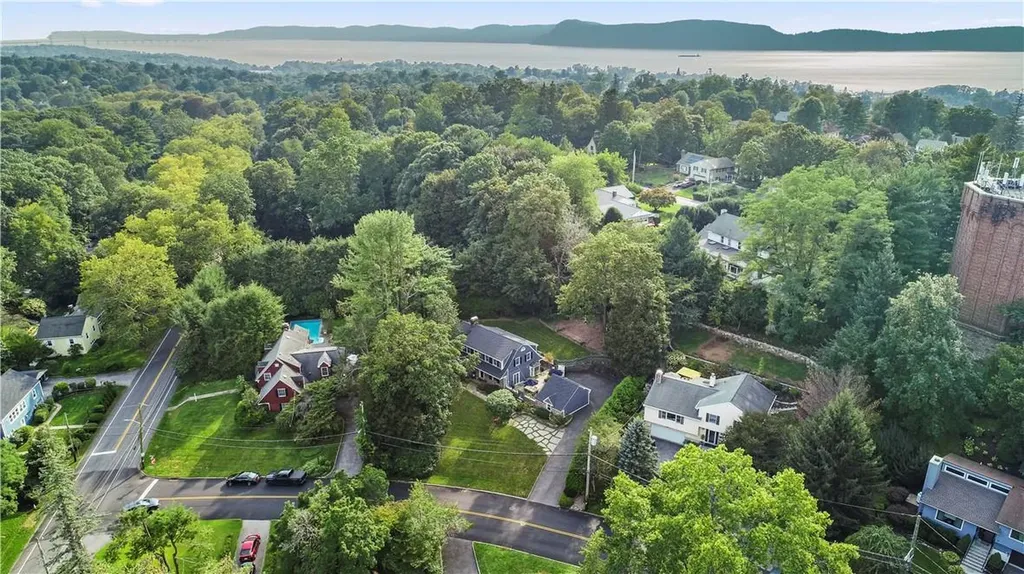 22 Eldridge Avenue Ossining NY 10562