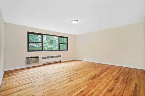 115 Beacon Hill Drive Dobbs Ferry NY 10522