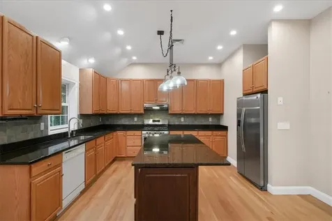 194 Topland Road Mahopac NY 10541
