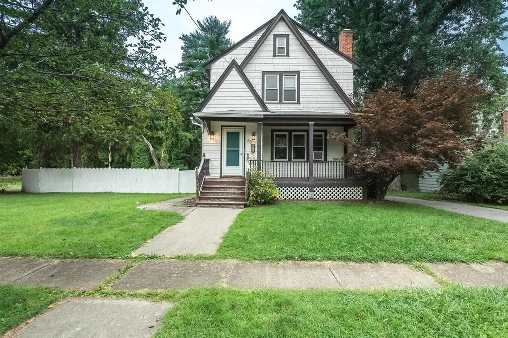 23 Underhill Avenue Poughkeepsie NY 12601