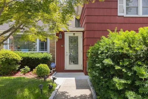 8 Carwall Avenue Mount Vernon NY 10552
