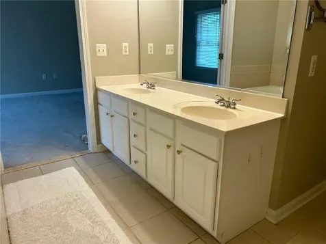 28 N De Baun Avenue Suffern NY 10901
