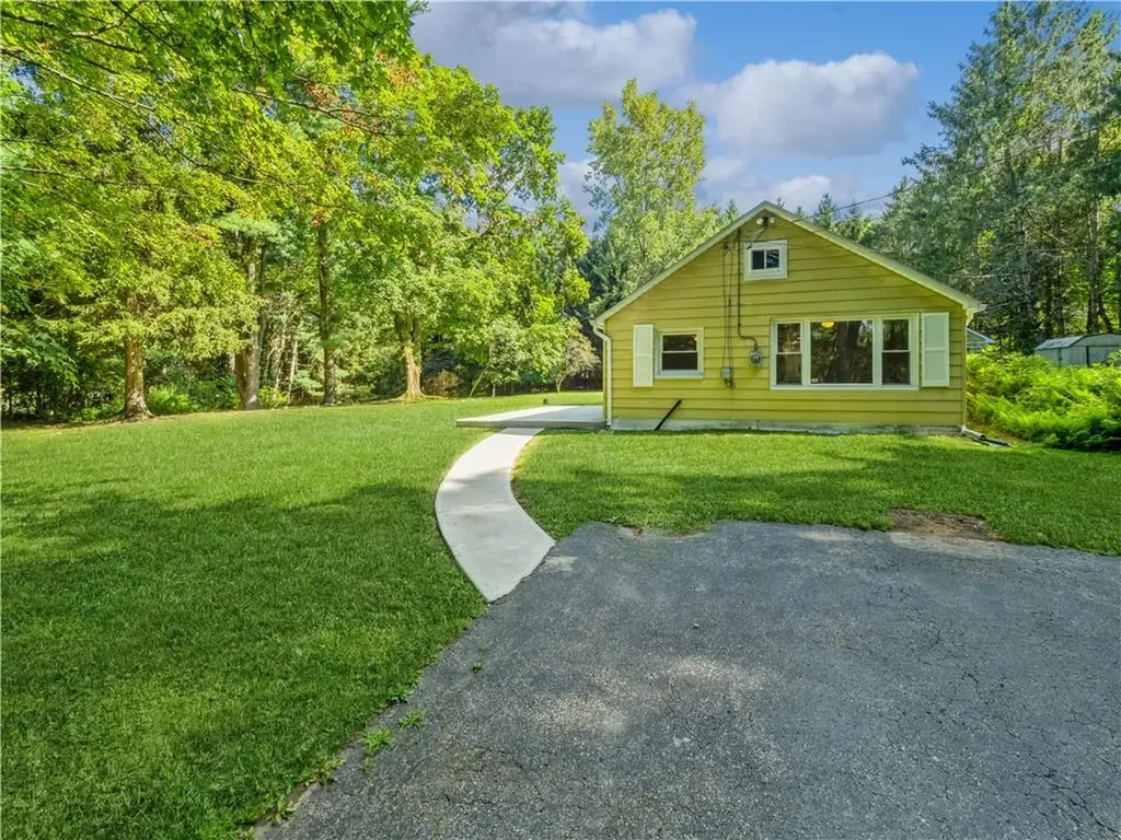 9 Hilton Road Hopewell Junction NY 12533