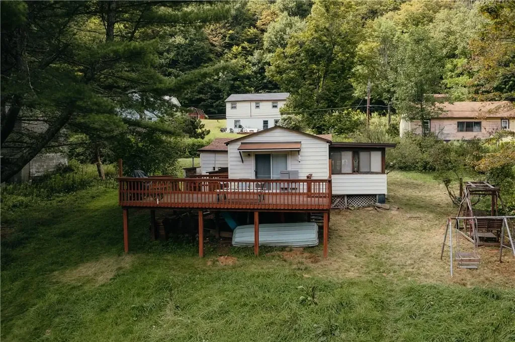 32 Brookside Drive Woodbourne NY 12788