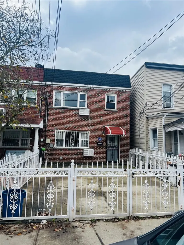 2330 Waterbury Avenue Bronx NY 10462