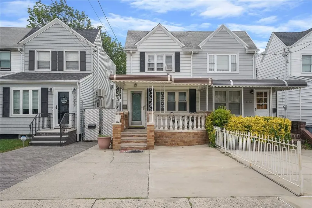 1961 E 33rd Street Brooklyn NY 11234