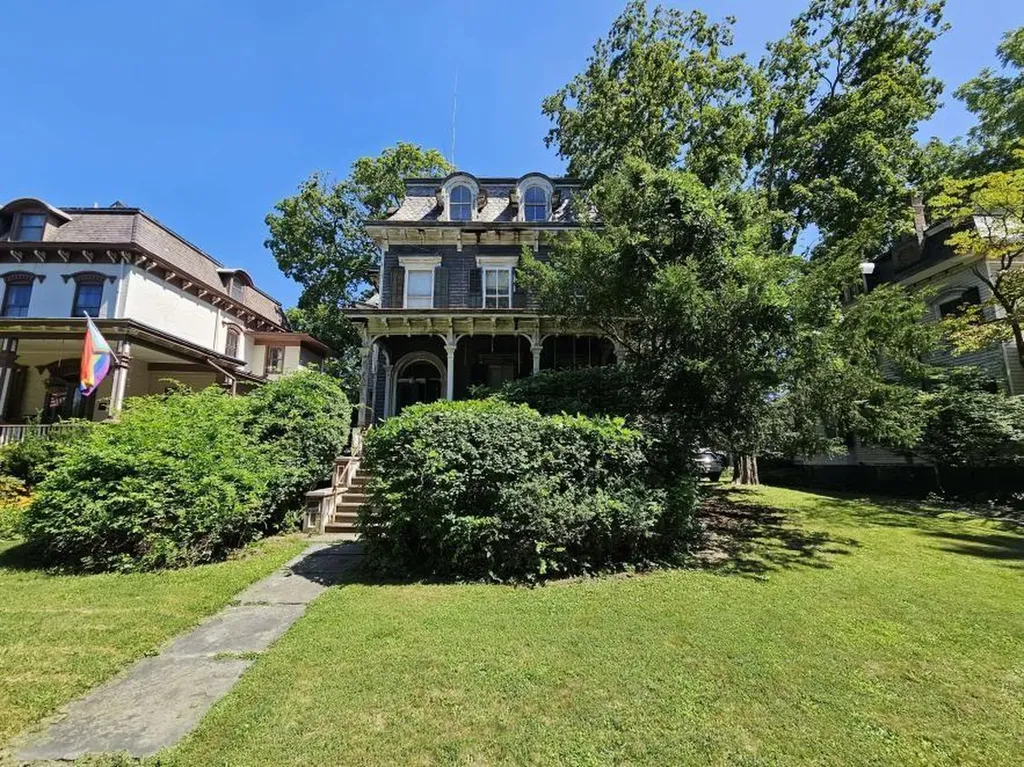 139 Academy Street Poughkeepsie NY 12601