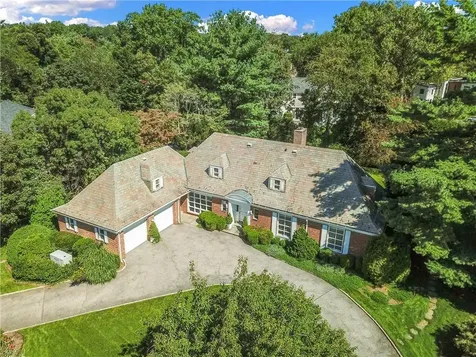 1030 Seahaven Drive Mamaroneck NY 10543