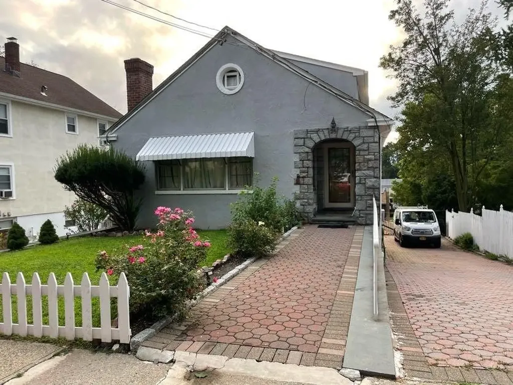 25 Forest Avenue Ossining NY 10562