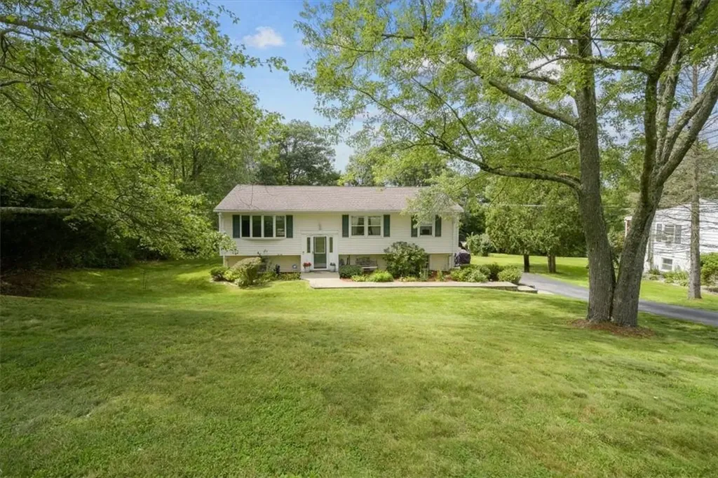 34 Everett Road Carmel NY 10512