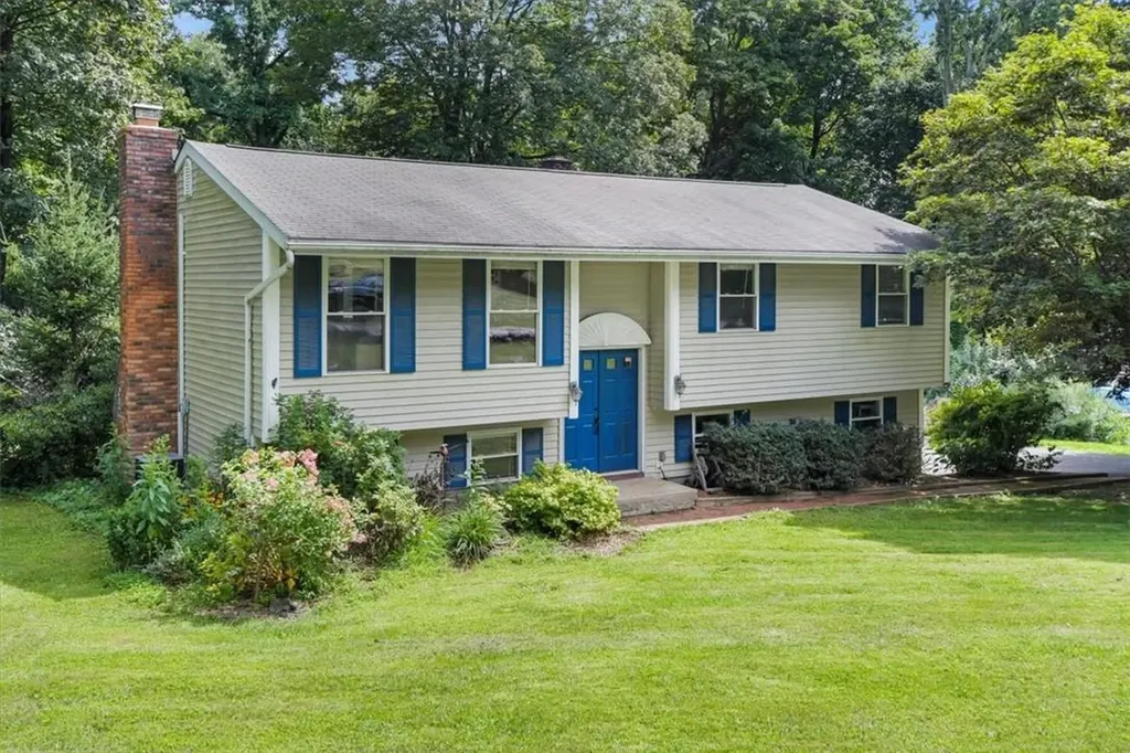 72 Prince Road Mahopac NY 10541