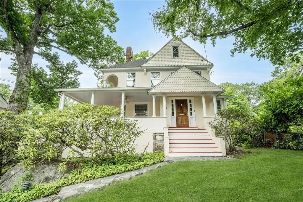 129 Nyac Avenue Pelham NY 10803