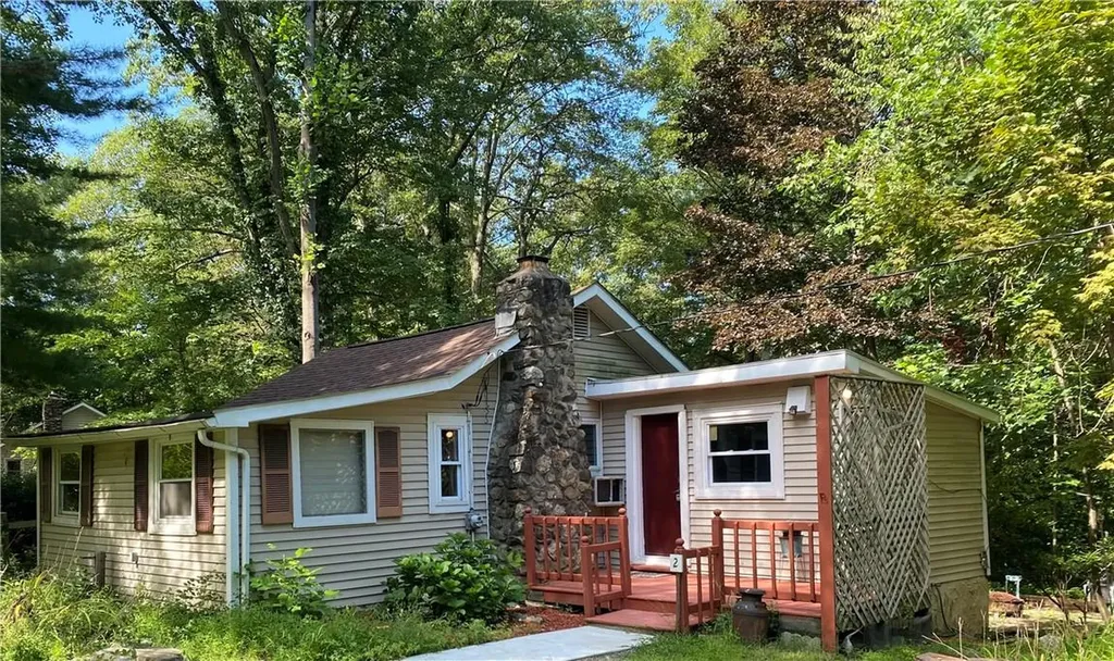 2 Silver Trail Monroe NY 10950