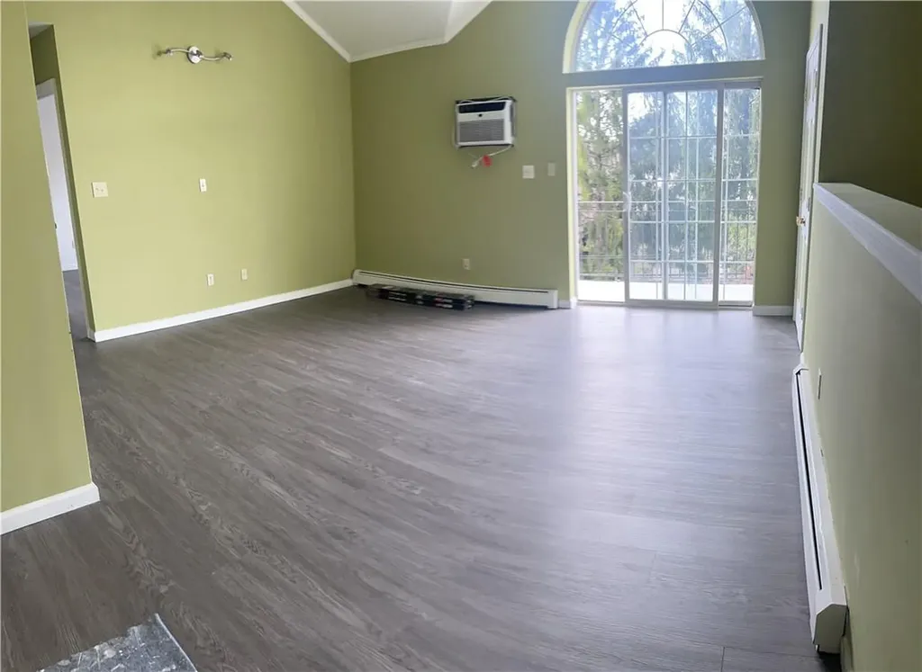 856 Van Nest Avenue Bronx NY 10462