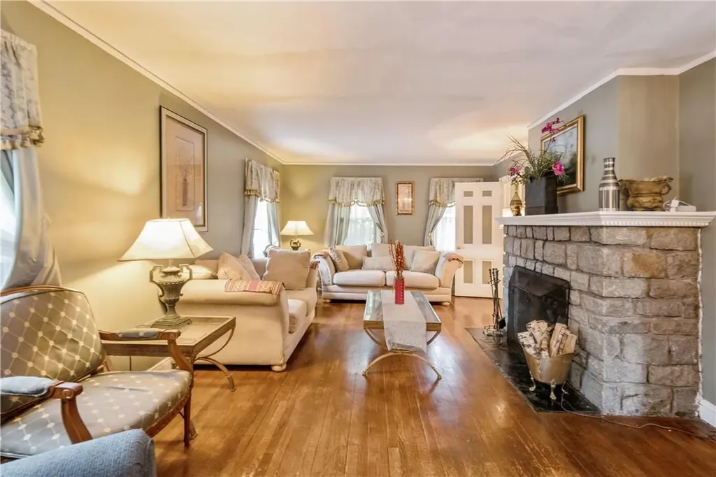 10 Cumberland Drive Yonkers NY 10704