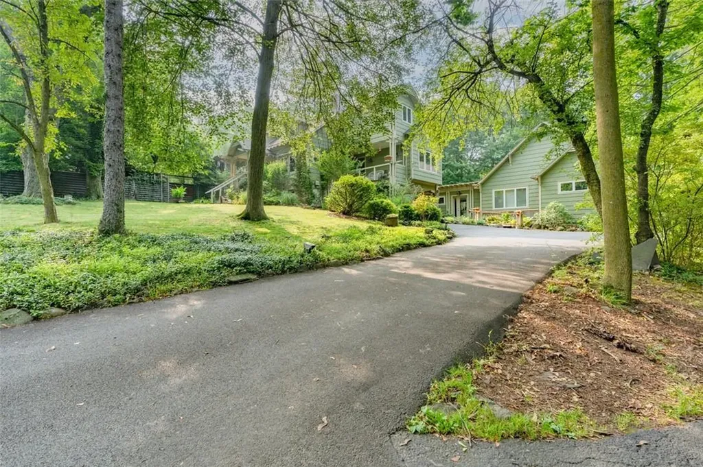 2 Stony Hill Lane West Nyack NY 10994