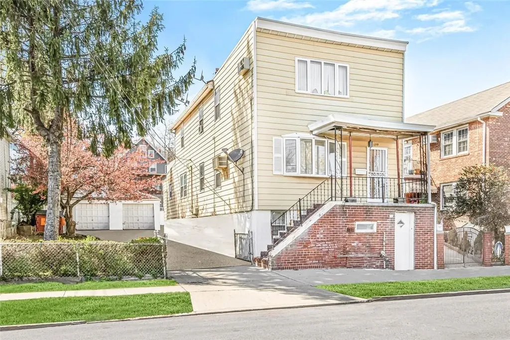 139 Glover Avenue Yonkers NY 10704