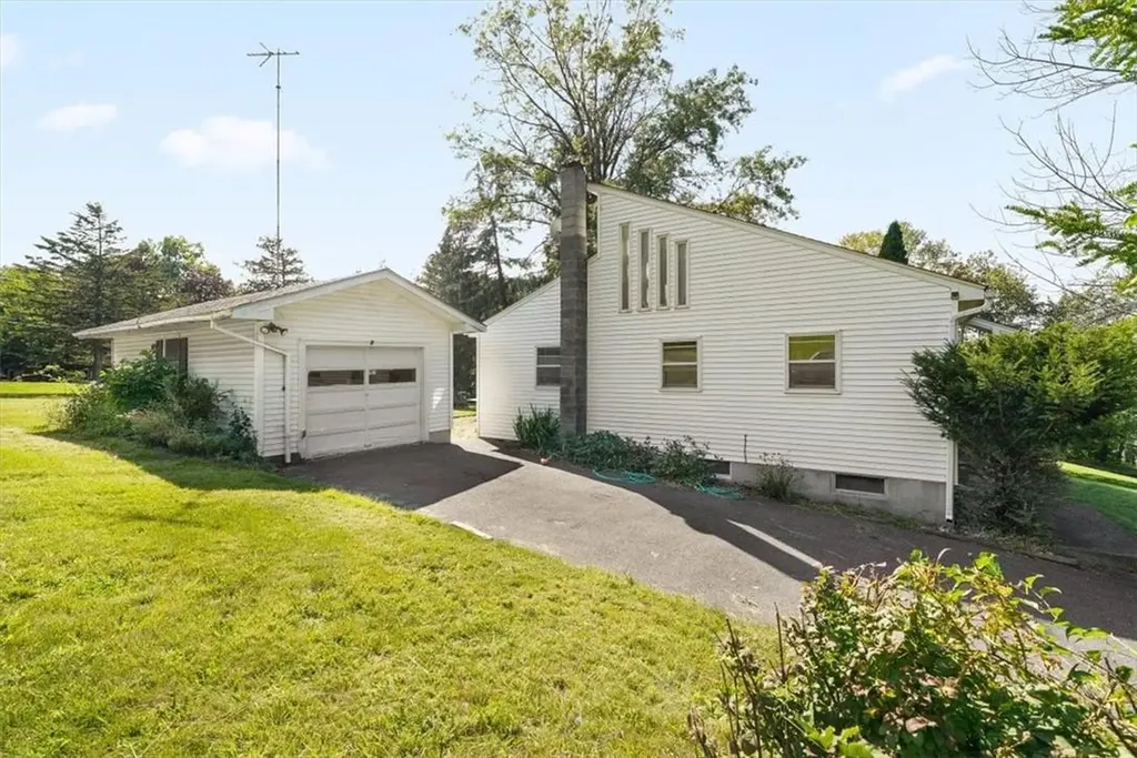 47 School Road Monroe NY 10950