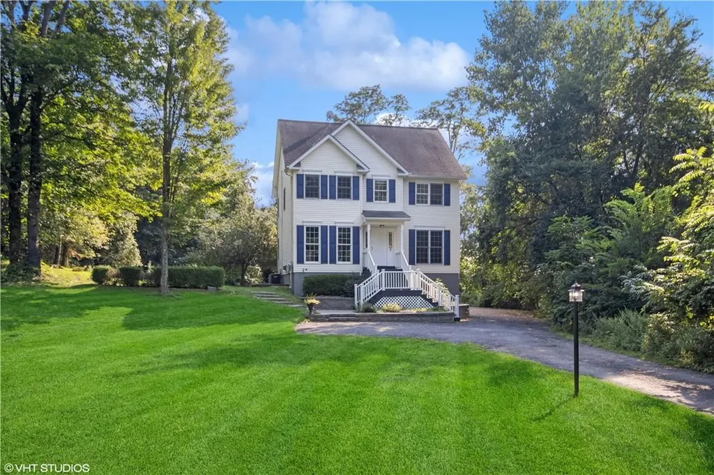 17 Deer Lick Lane Beacon NY 12508