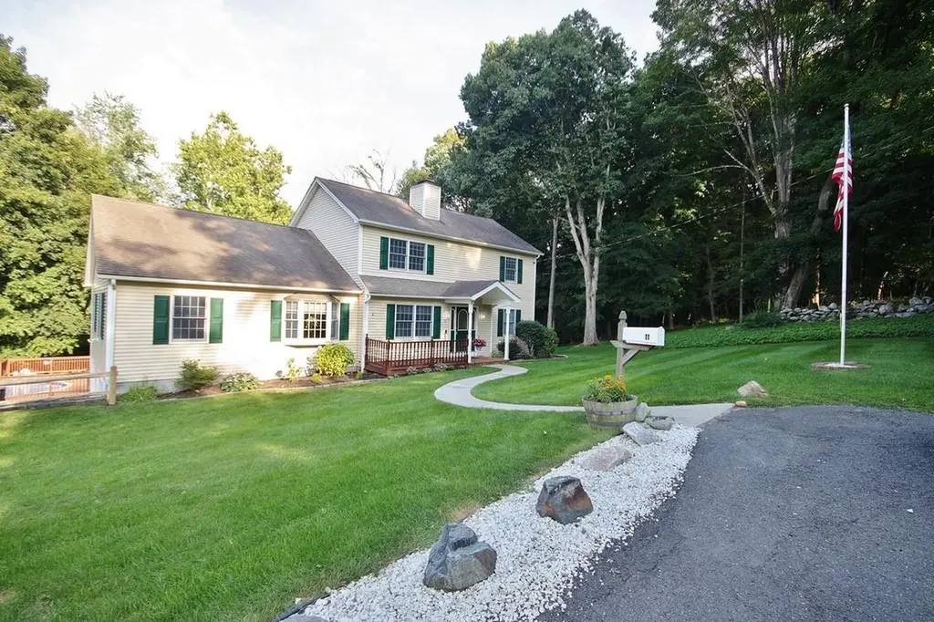 11 Meadow Lane Brewster NY 10509
