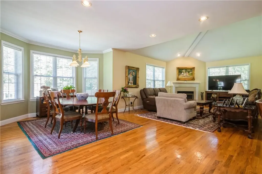 80 Pennebrook Lane Carmel NY 10512