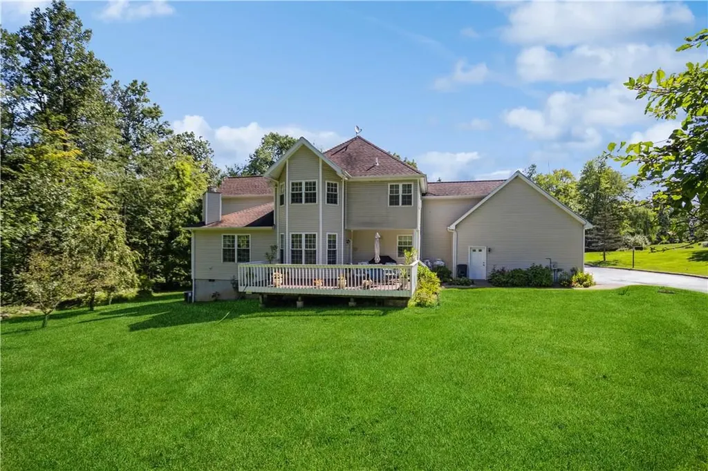 80 Pennebrook Lane Carmel NY 10512