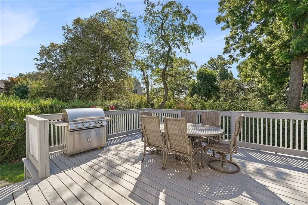30 Colonial Road Bronxville NY 10708